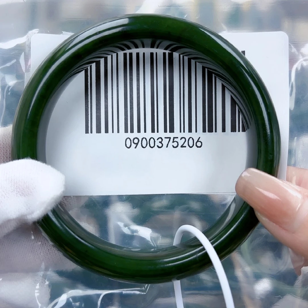 和田玉（碧玉）手镯未镶嵌60瑕疵