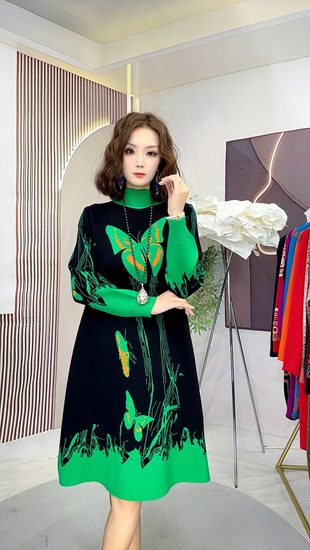 157号2024新款妈妈秋冬装羊毛连衣裙时尚气质减龄妈妈裙