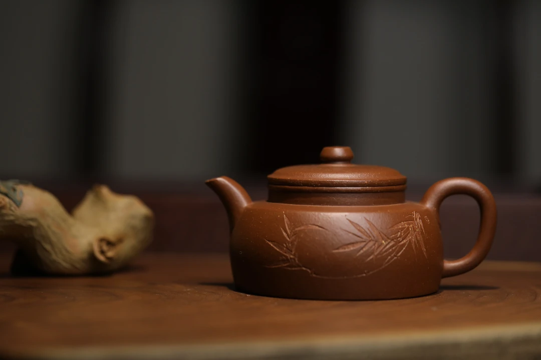 宜兴原矿紫砂壶全手工降坡泥怀鼓壶 和石刻绘190cc左右