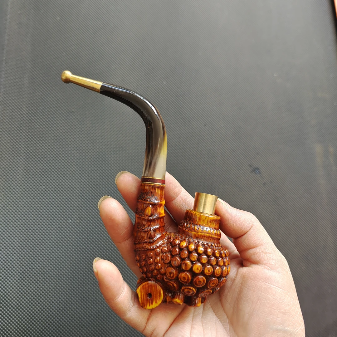 贵州民间实心竹雕刻大一体牛角嘴手把件