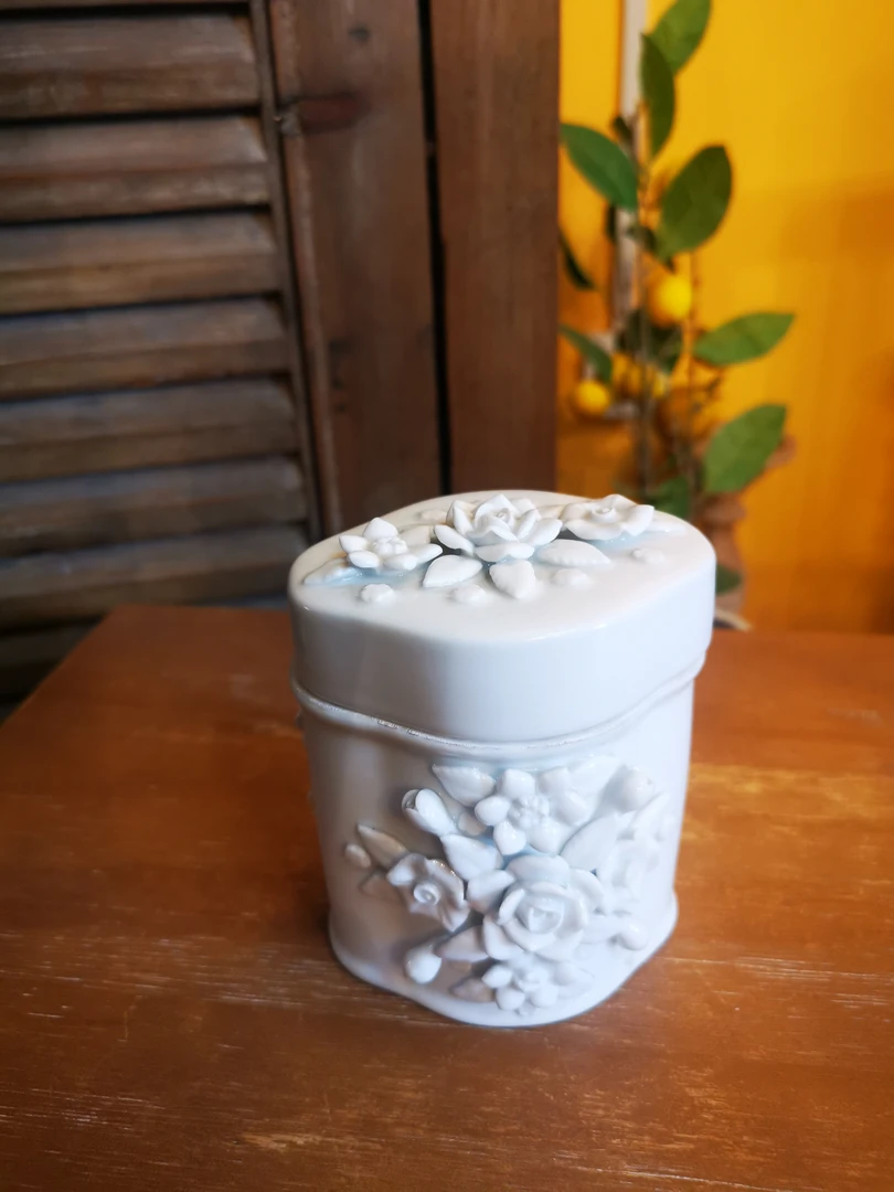 昆轩家老货捏花罐子