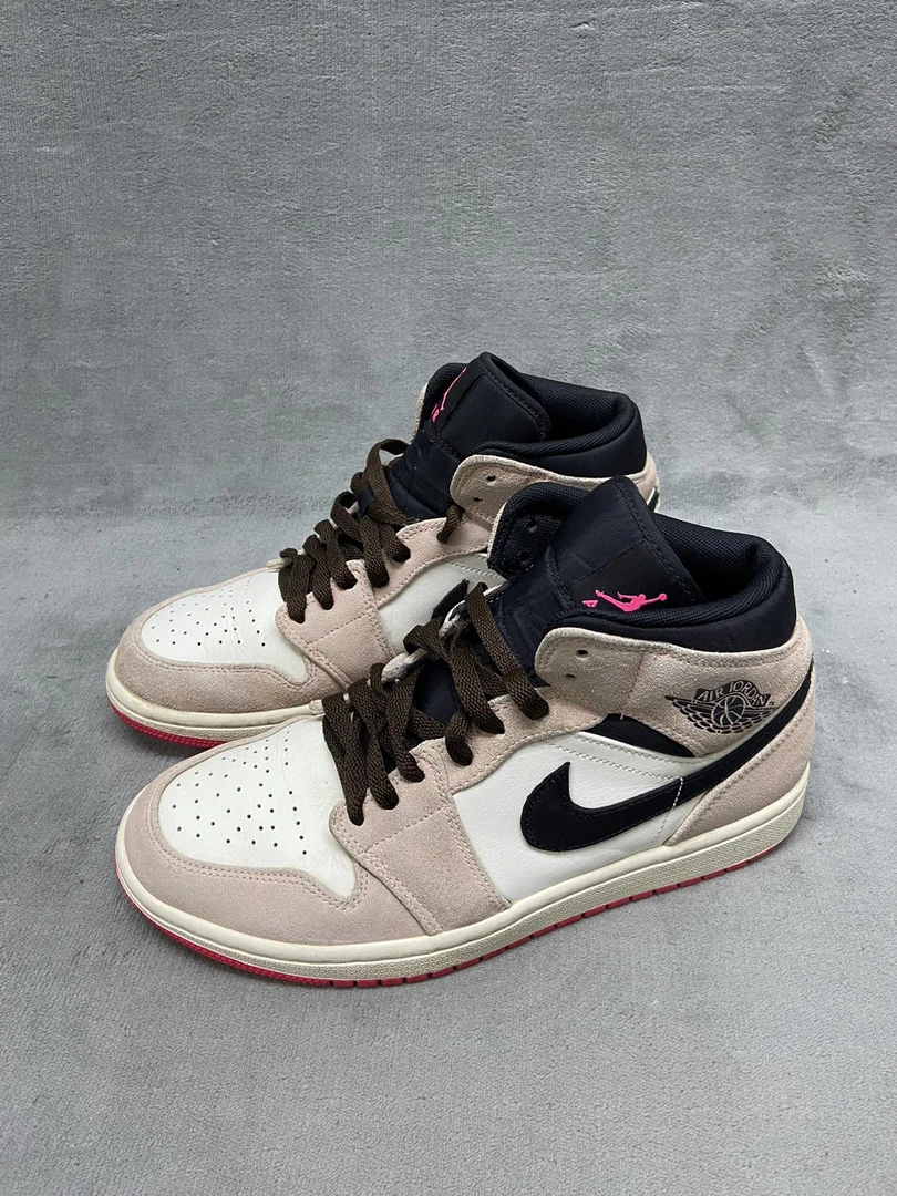 aj1 粉 美羊羊 40.5码 449秒 洗护消毒干净 鞋头星星还有很多