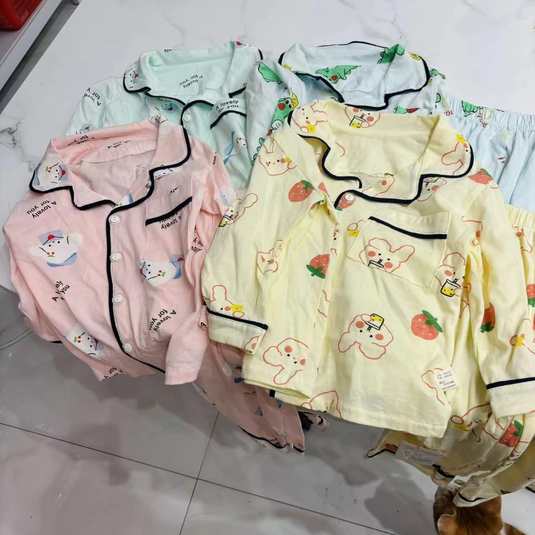 (686)儿童满印卡通图案家居服套装(分颜色,图案不分)(143-146)