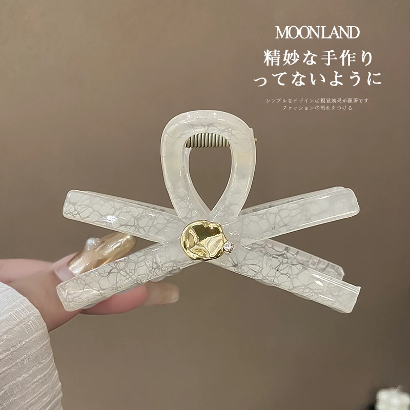 韩版高级感气质交叉抓夹女复古纹理时尚洋气亚克力后脑勺发抓发饰