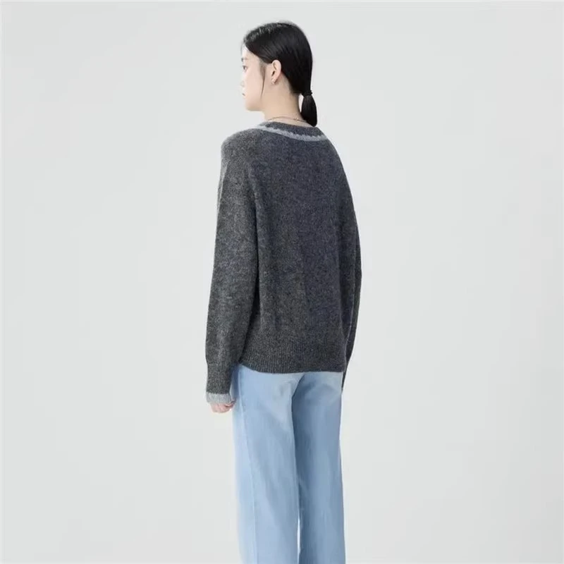 【商场同款】秋冬新款百搭宽松V领长袖套头针织衫1399754