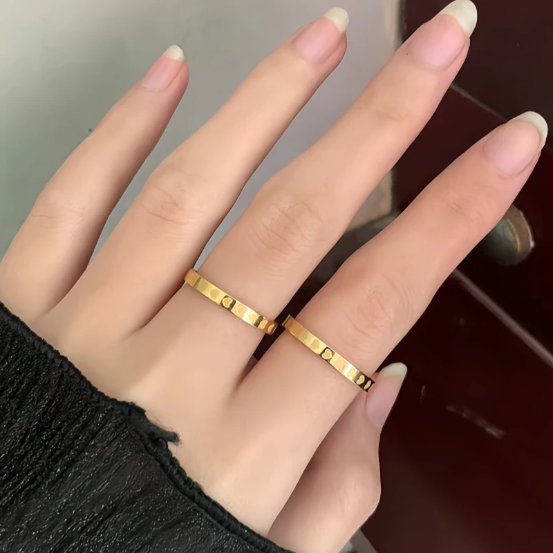 东方鸟 钛钢戒指 简约爱心窄版气质百搭女 素款不掉色指环ins情侣