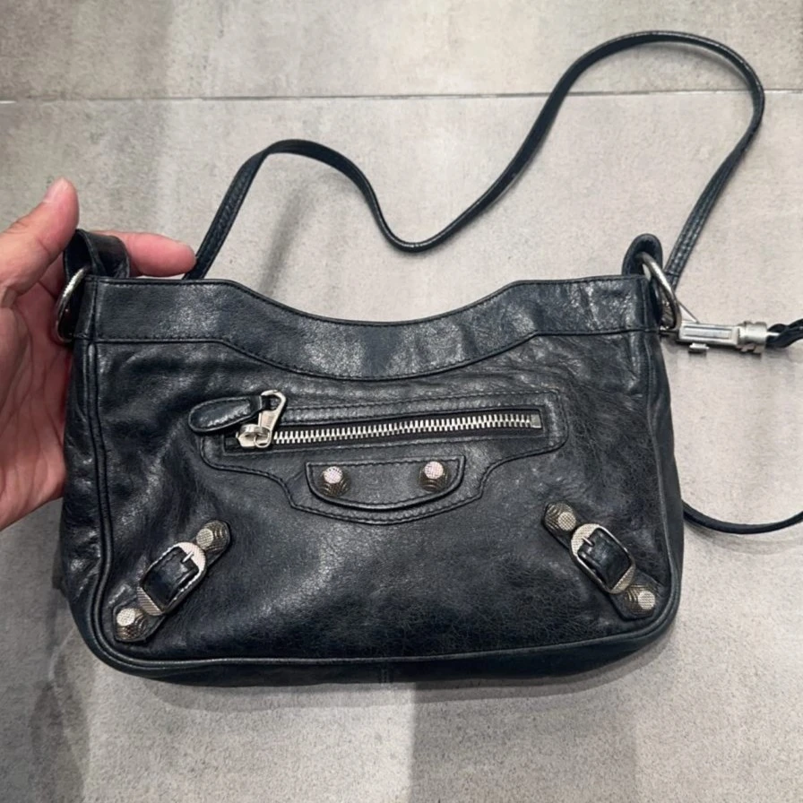 95新 Balenciaga/巴黎世家 机车斜挎包620 0394