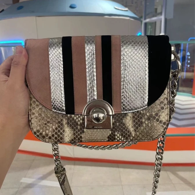 95新 Prada/普拉达 链条包655 3748