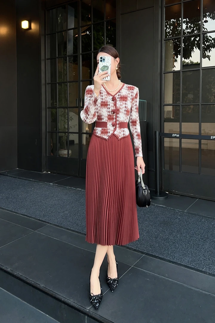 【文文家】SK305印花V领收腰连衣裙&秋季轻奢女装