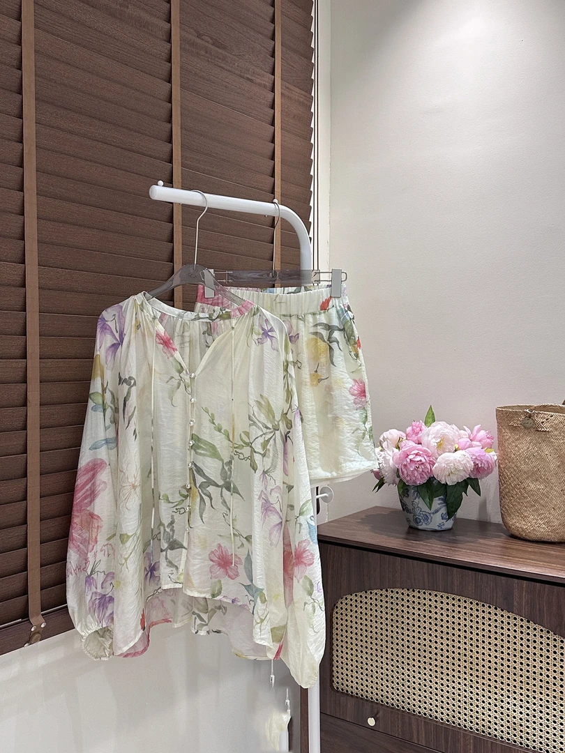 法式清凉度假风休闲时尚套装女宽松系带防晒衬衫短裤X006