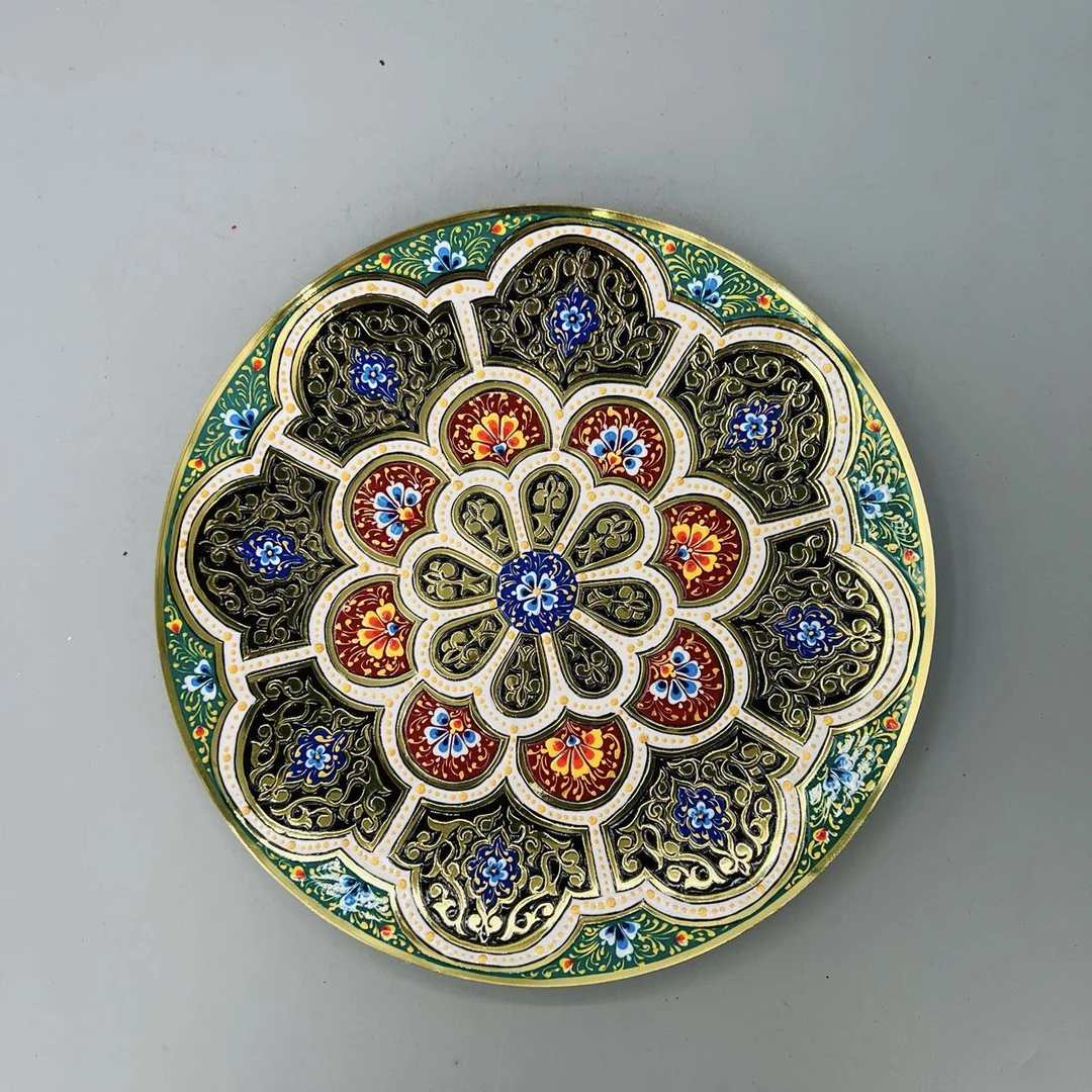 乌兹别克斯坦纯手工精美陶瓷黄铜盘子直径25厘米圆花叶款创意复古