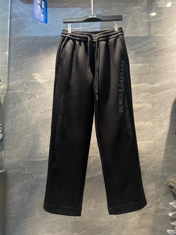 【2024 秋季】设计款立体剪裁字母刺绣时尚休闲长裤男