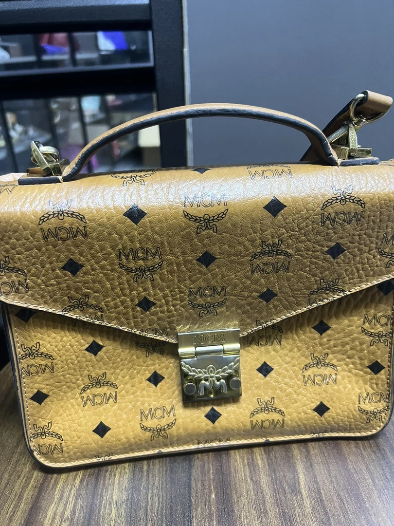 95新 MCM 手提包/14100