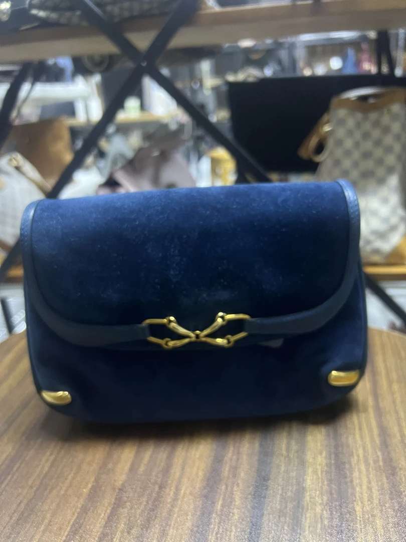 95新 GUCCI/古驰 /斜挎包/14223