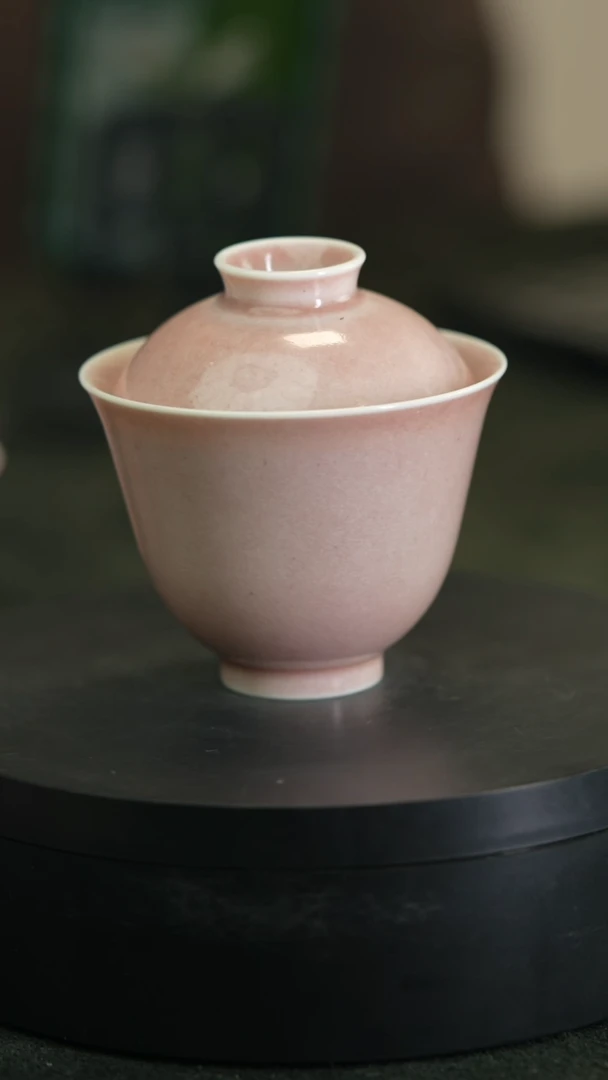 【闪购商品】杯103豇豆红四字隶书仰钟盖碗