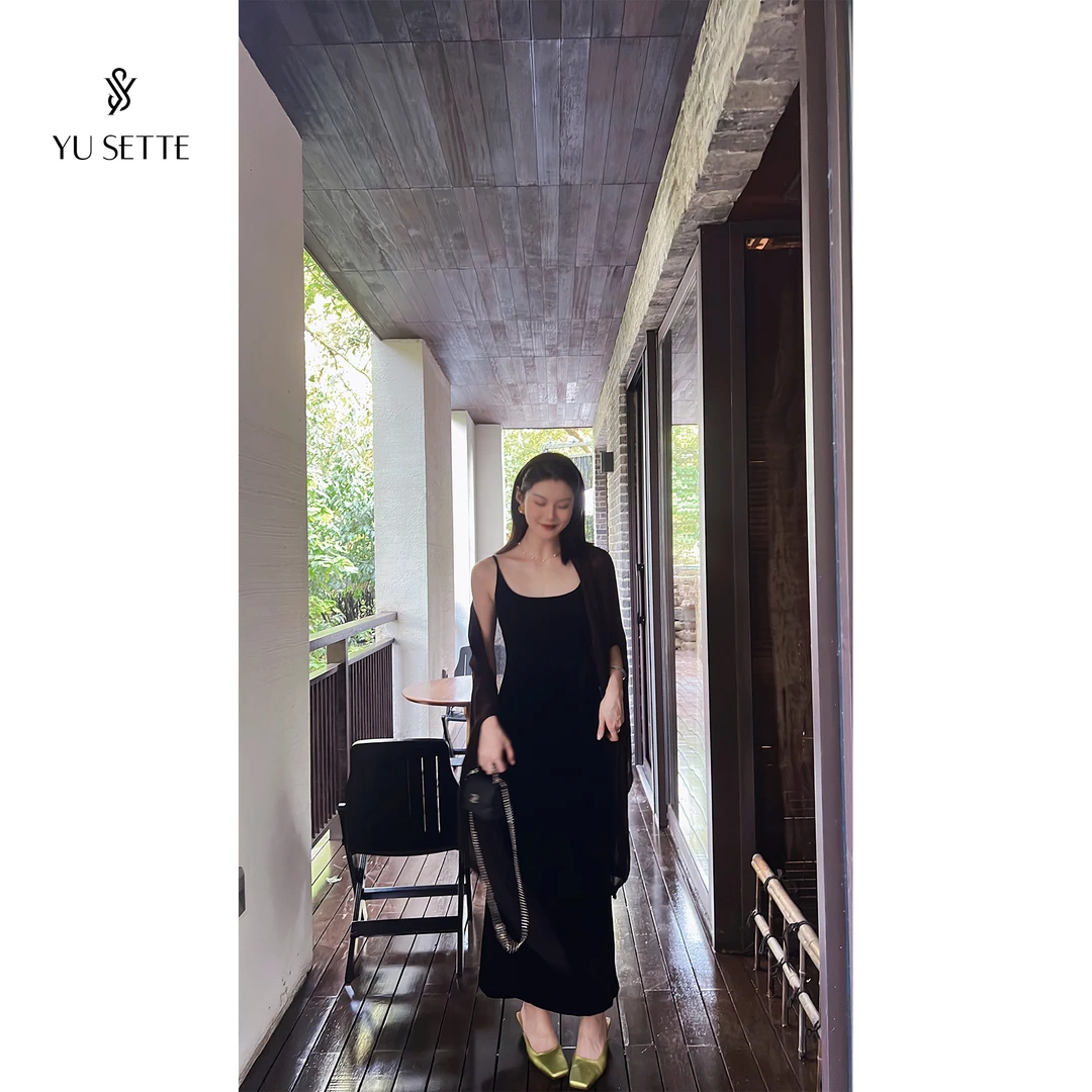 遇儿推荐【黑玫瑰】气质黑色丝绒长短连衣裙20230180