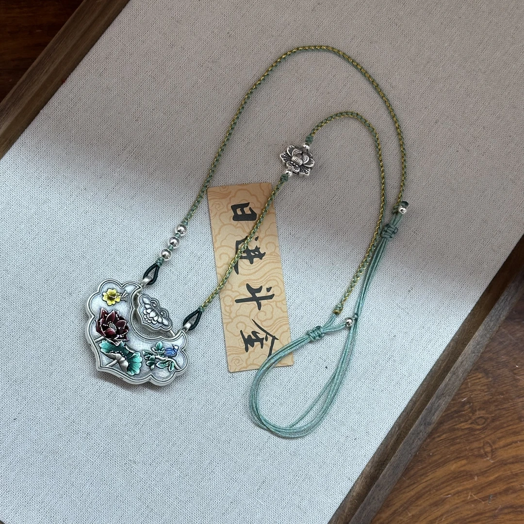 吊坠足银 镶嵌999珐琅荷花喜鹊平安锁烧蓝喜事连连女士毛衣链精美