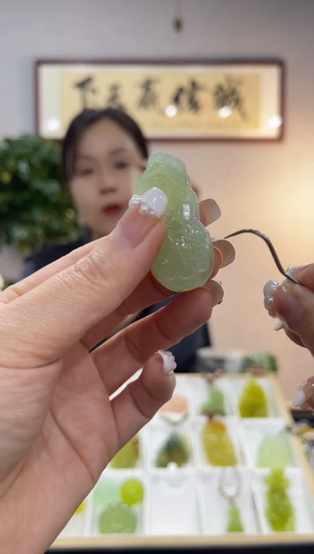 【闪购商品】岫玉吊坠未镶嵌·