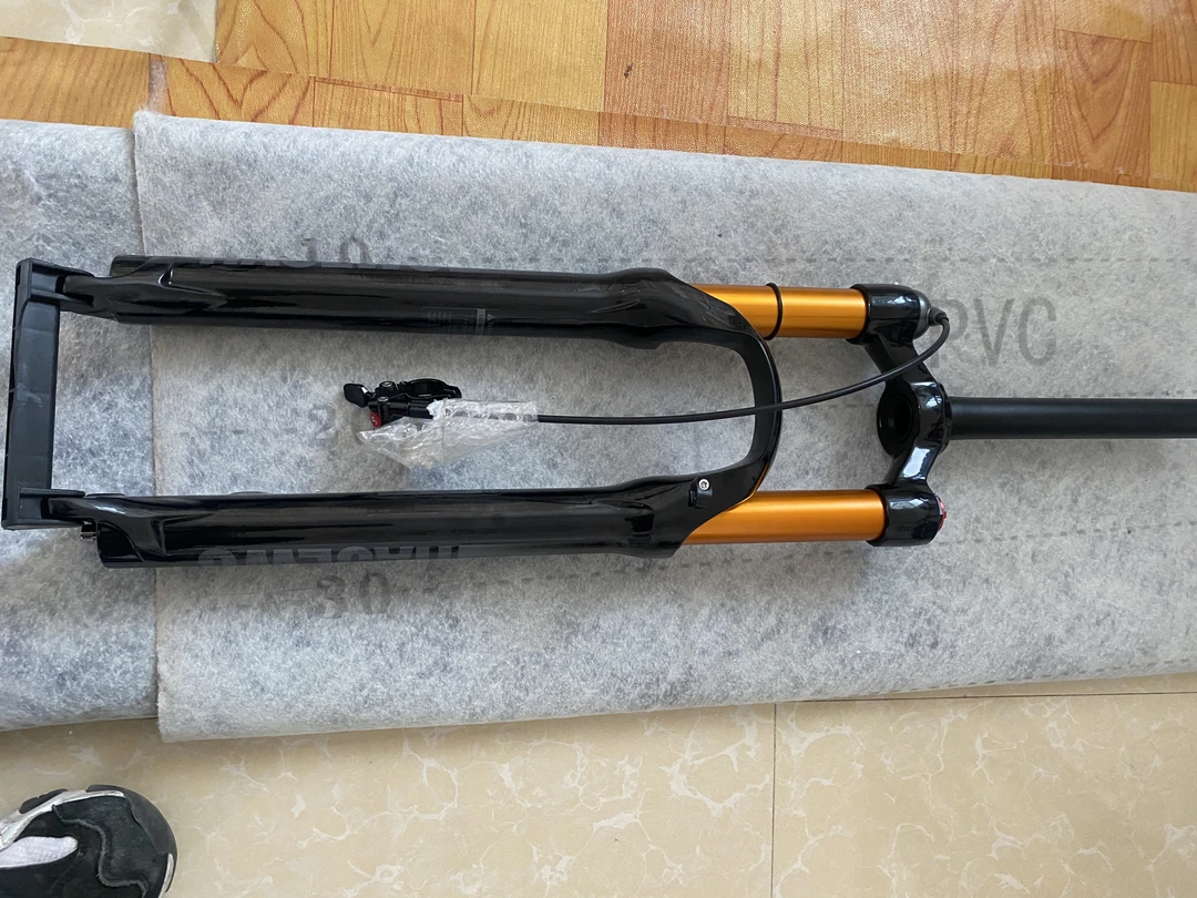 镁合金空气线控锁死减震前叉