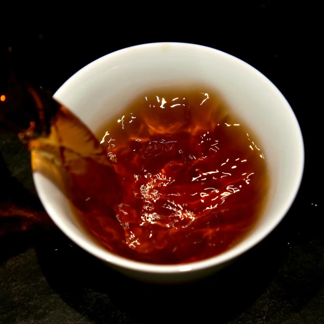 7572【樟香老茶头】2014醇厚熟茶  普洱熟茶