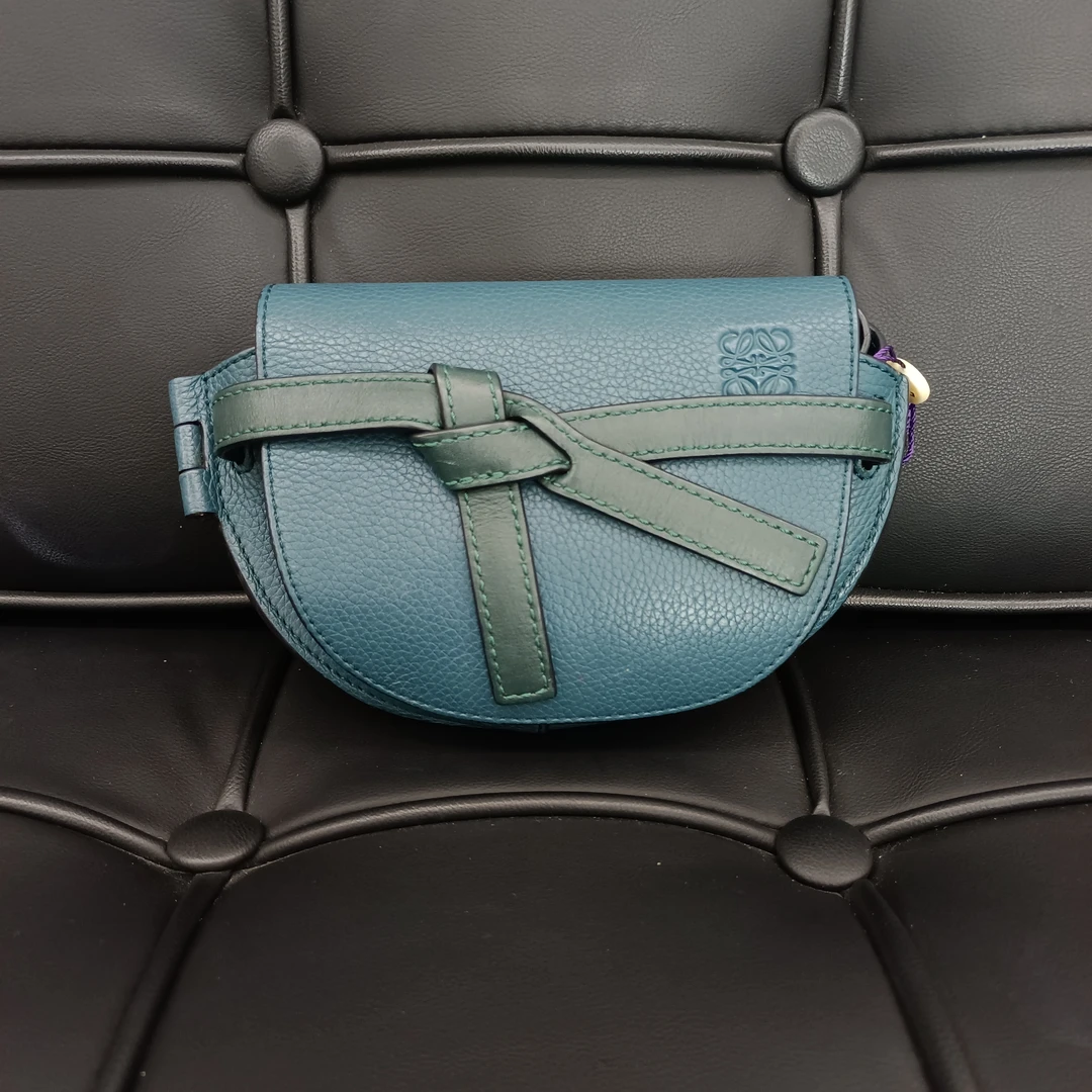 95新 LOEWE/罗意威 冰冰中古/Loewe/斜挎包