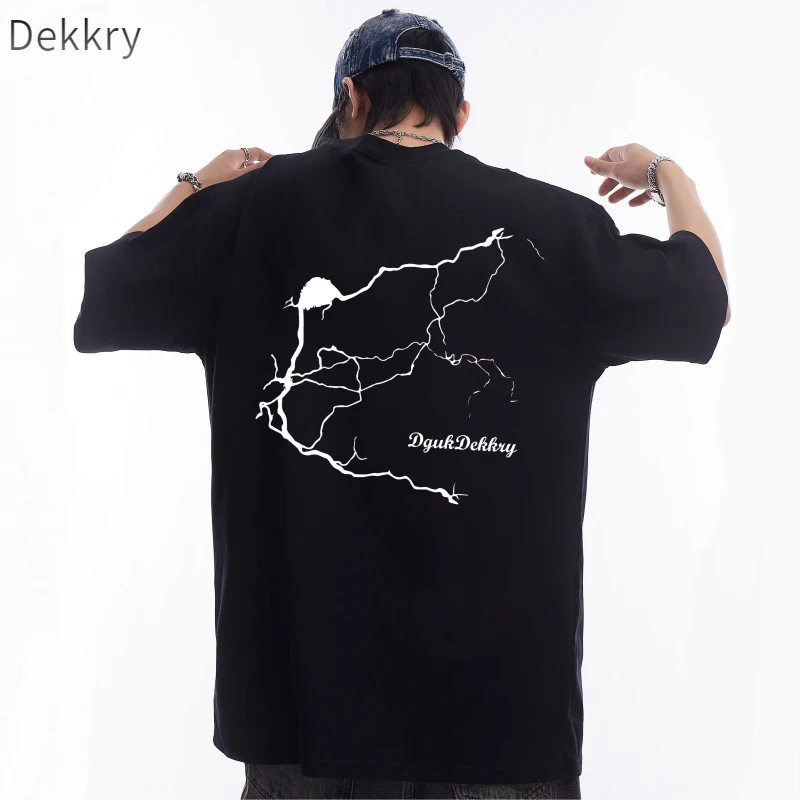Dekkryins夏季街头痞帅短袖T恤设计感闪电字母印花正肩黑色上衣