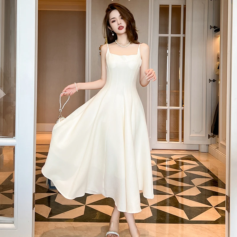 新款气质显瘦A摆法式优雅宫廷风收腰显瘦时尚吊带连衣裙 9647