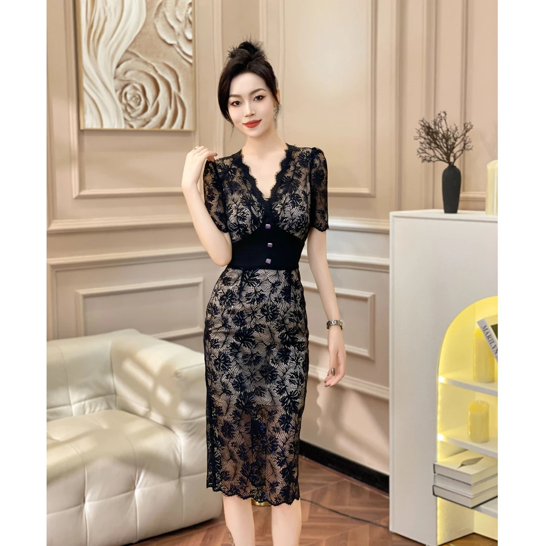 显瘦时尚名媛气质V领收腰包臀修身碎花蕾丝连衣裙裙子20498