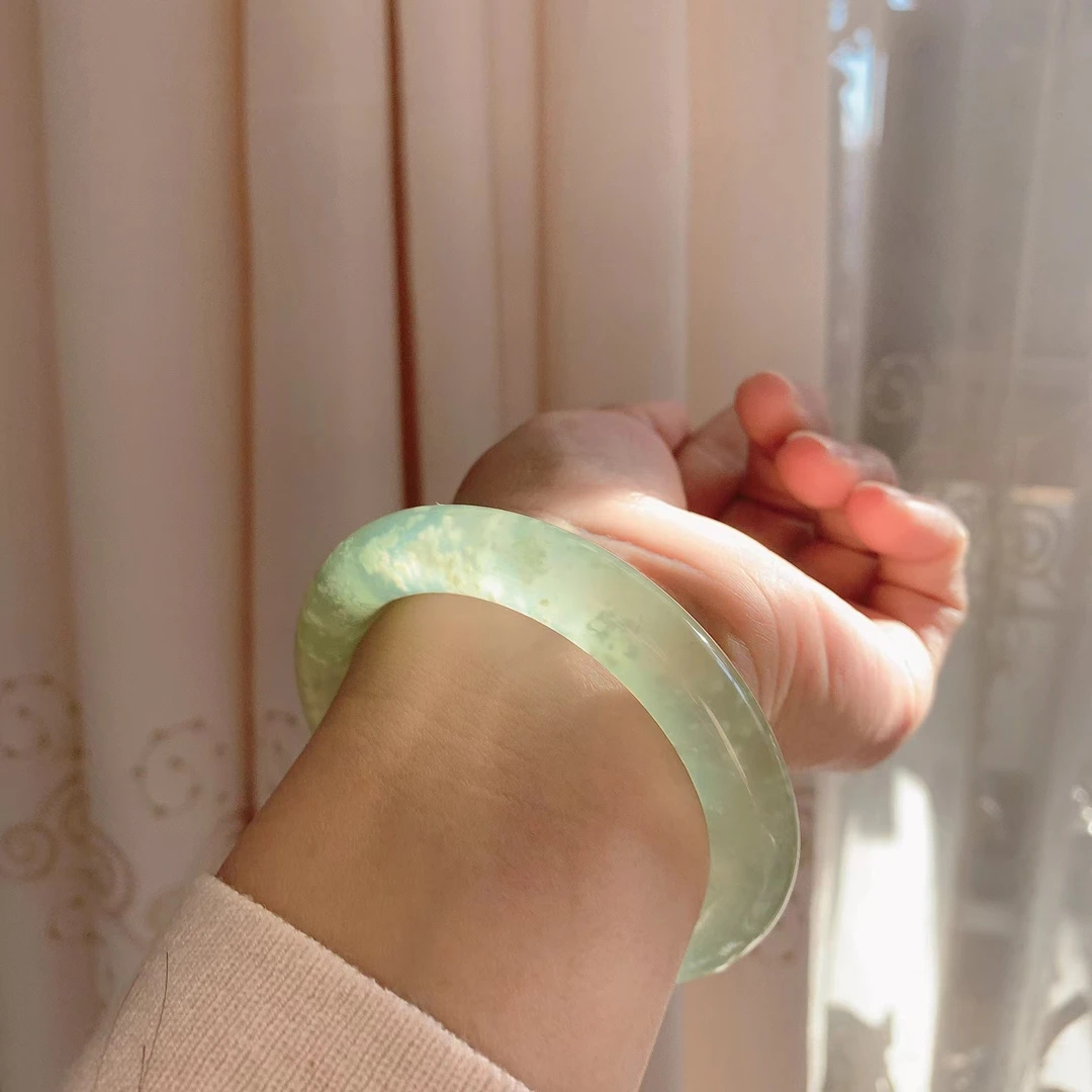 玉水阁天然岫玉暴风雪手镯