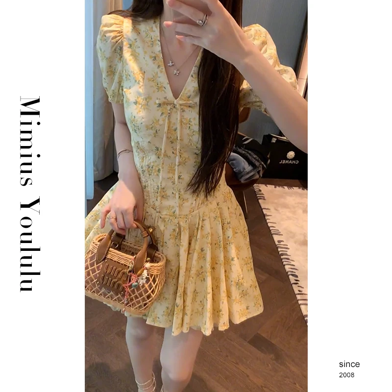 【mimius】&小野【揉碎月光】V领系带百褶碎花连衣裙 F06070