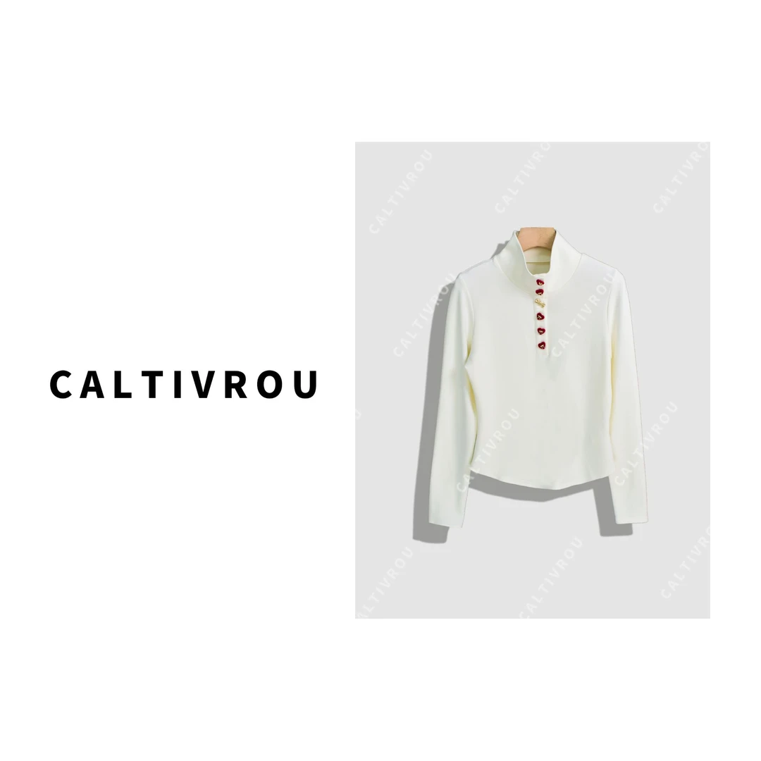 Caltivrou【现货】别致爱心扣高领打底上衣女-HK-Y13377-X