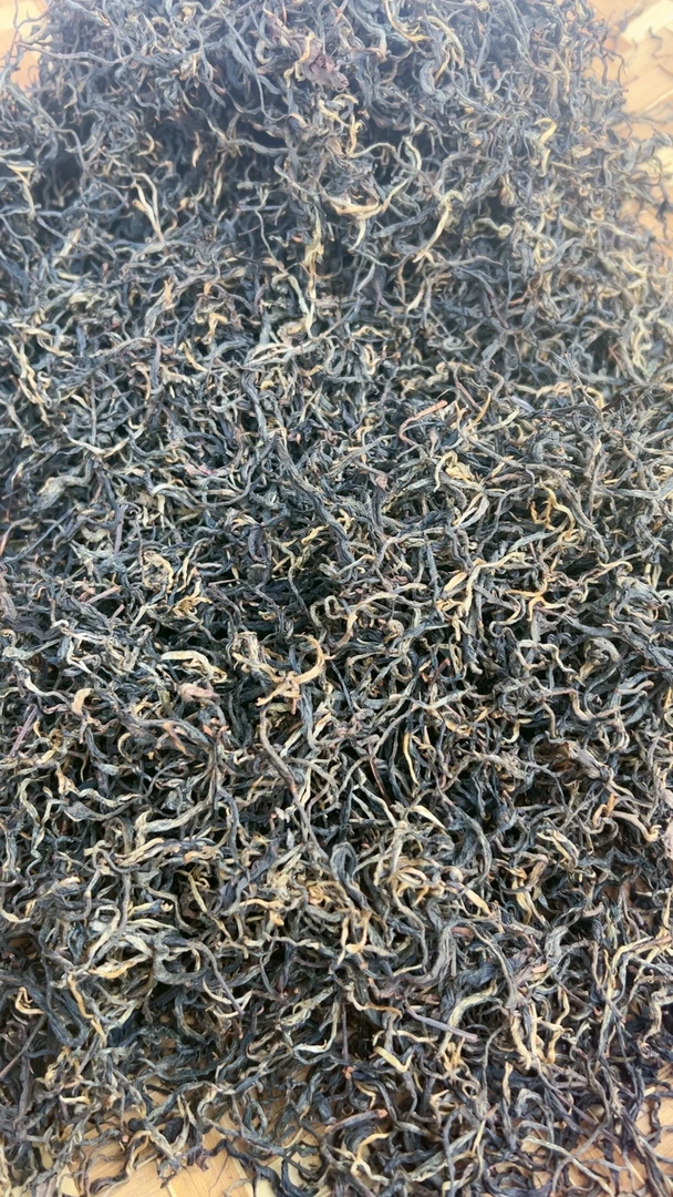 石茗源2023年古树晒红茶饼200克