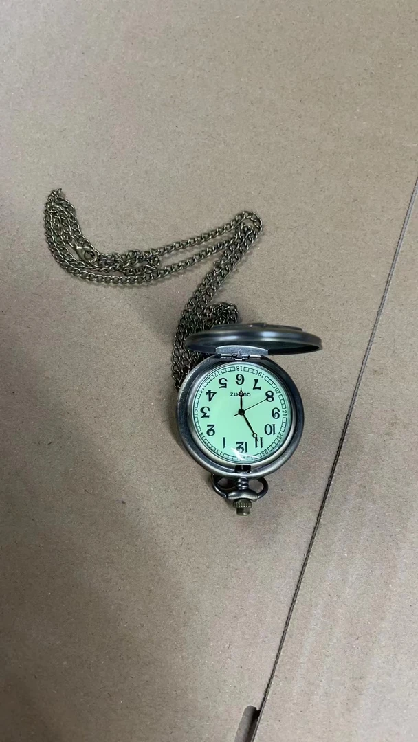 手表简单大方复古钟表类 >怀表