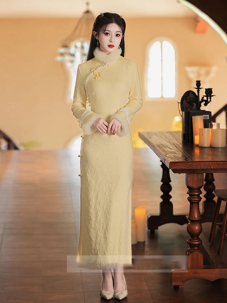 【在逃公主】2025新款加绒加厚高端修身秋冬款新中式日常穿冬季长袖