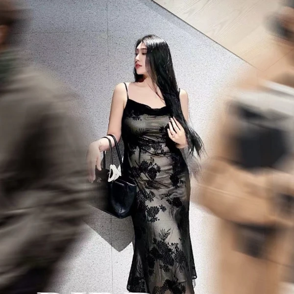 【仟艺定制】【月色美人】大码微胖蕾丝植绒显瘦修身可调节肩带连衣裙