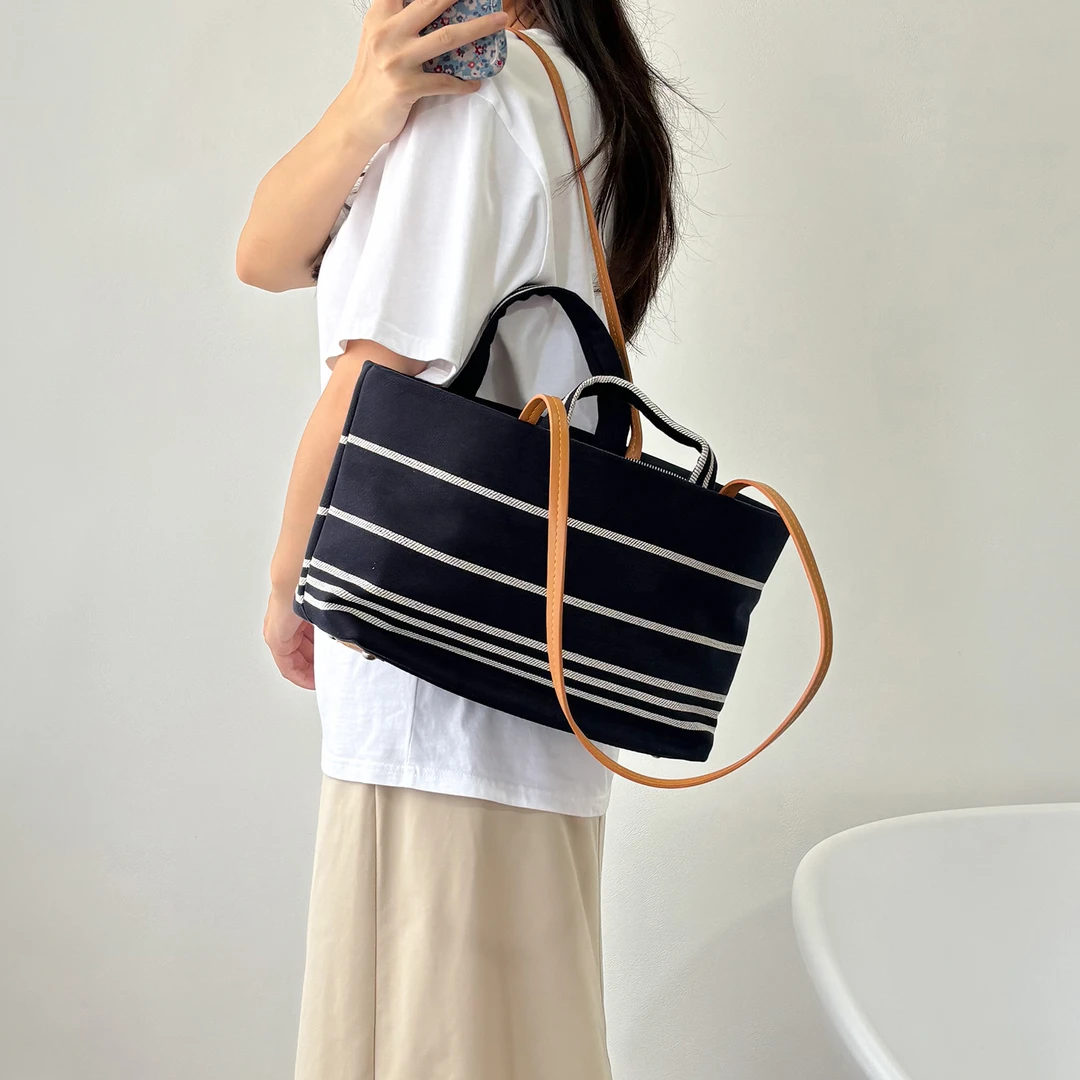 条纹托特包包女2025今年流行牛仔布大容量休闲百搭单肩腋下包潮
