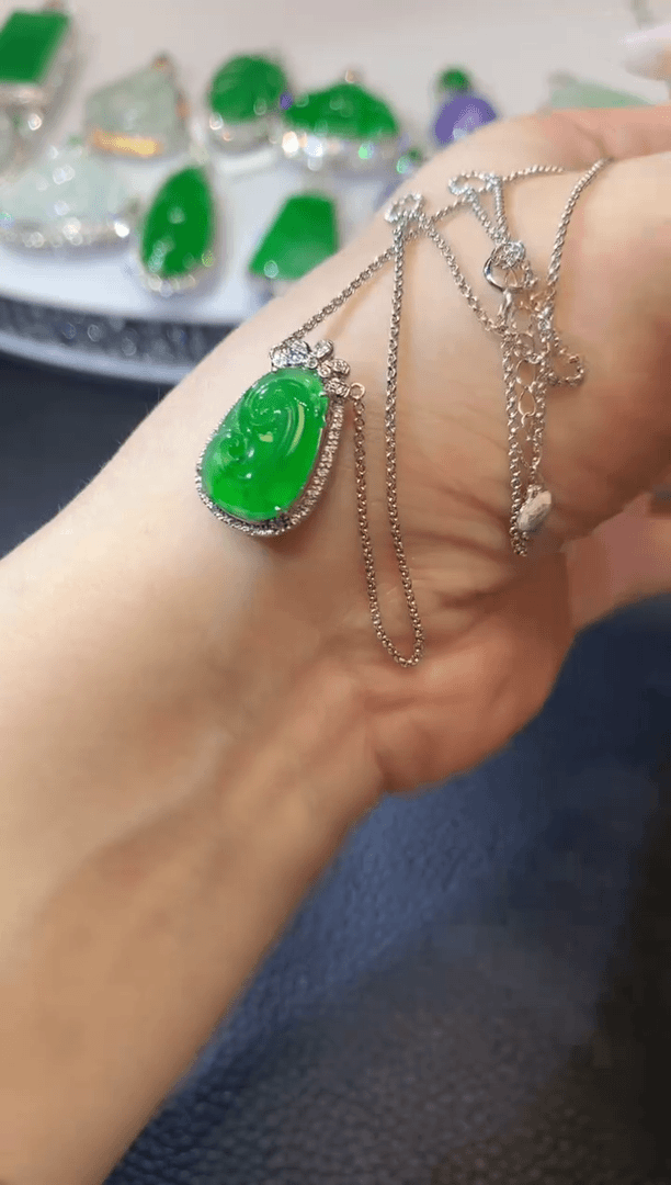 【闪购商品】翡翠项链18K金镶嵌A19