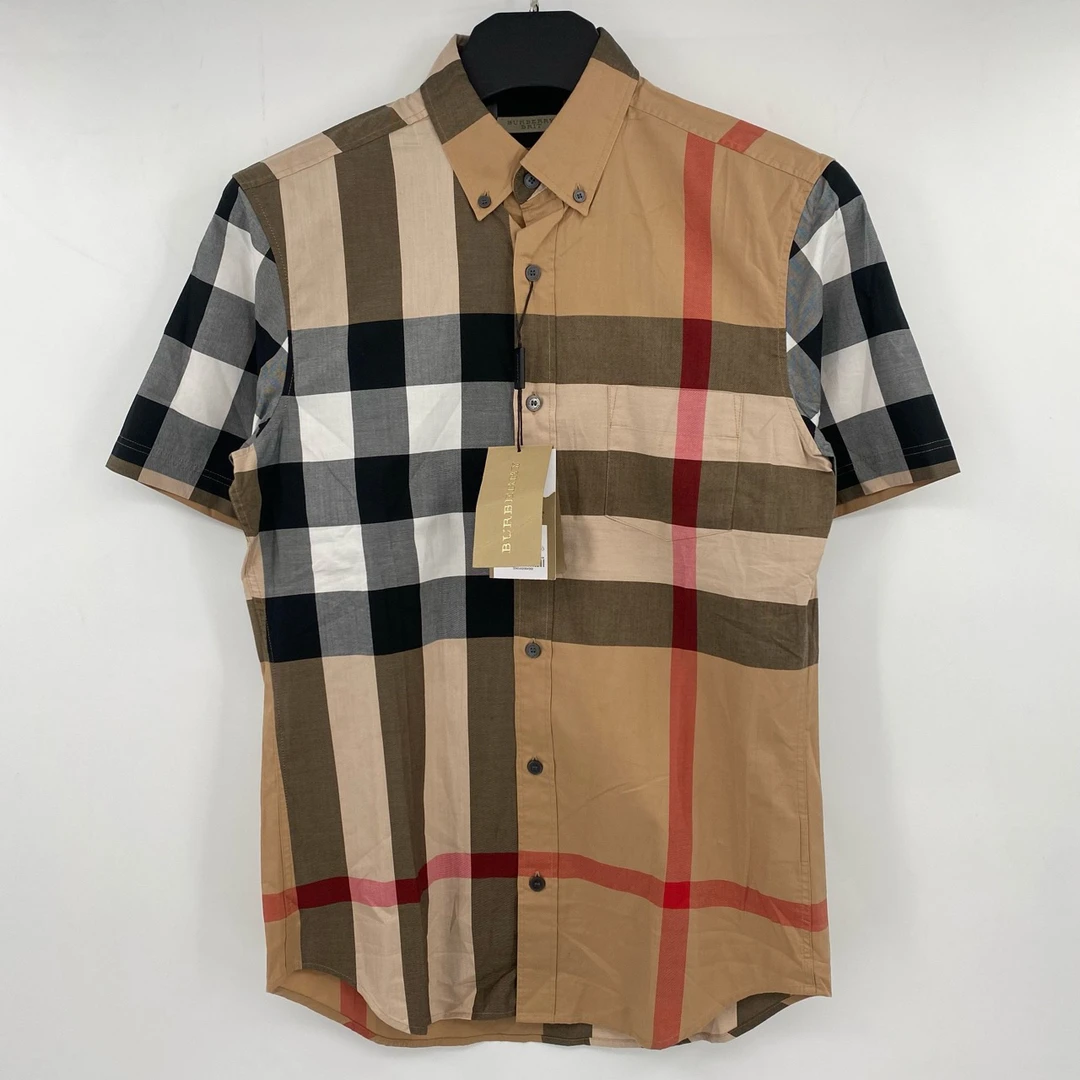 全新未使用 Burberry 黑白格纹短袖衬衫