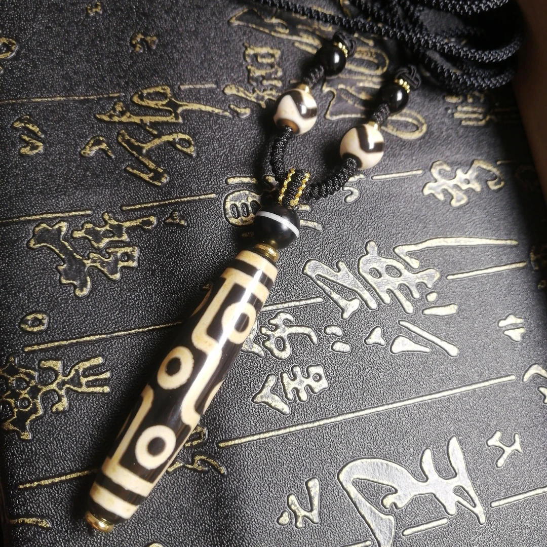 玛瑙材质 牙黄九眼竖款项链