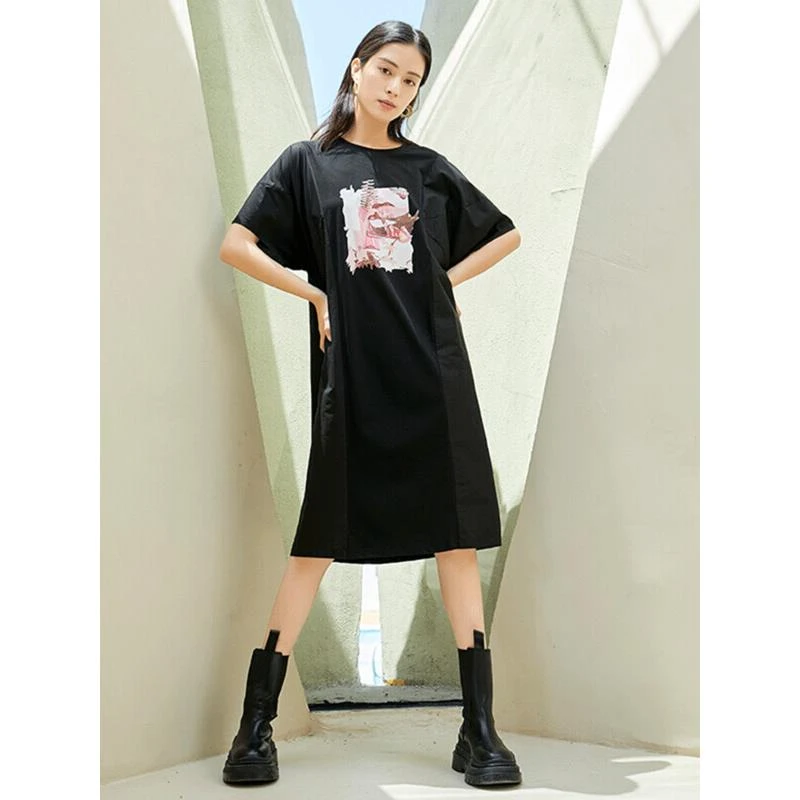 24371【蔓系列】黑色印花宽松连衣裙22243032