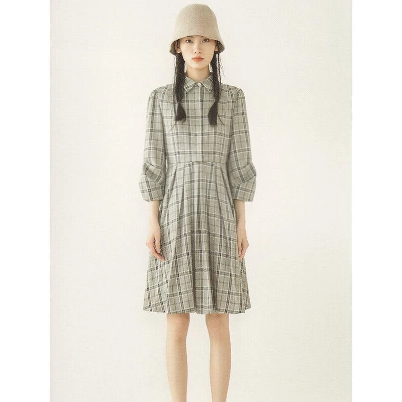 10992【琎系列】文艺格纹收腰连衣裙L0913112