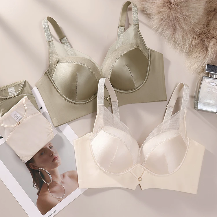 女士聚拢调整型高质感舒适文胸无痕小胸上托美背
