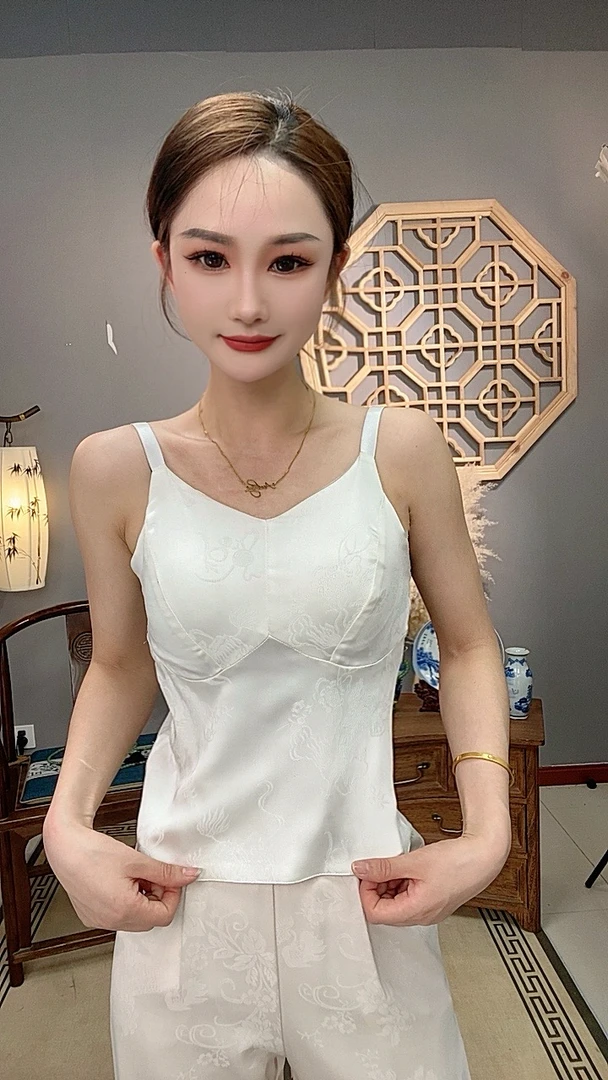 女士时尚双面双穿高档美背吊带背心女一体式裹胸内搭内衣打底背心