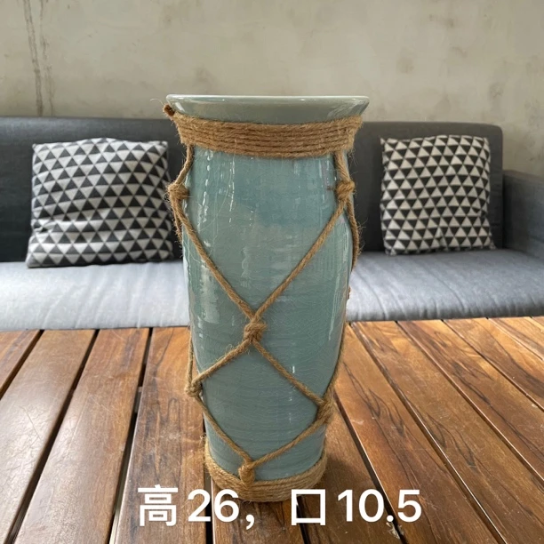 裂纹釉带绑带花瓶