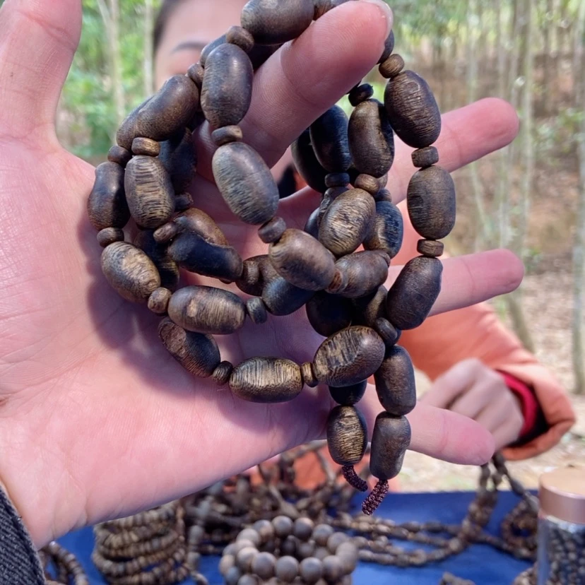 【闪购商品】沉香手串和*下透顶绿留疤1.1/42克项链多样性发一