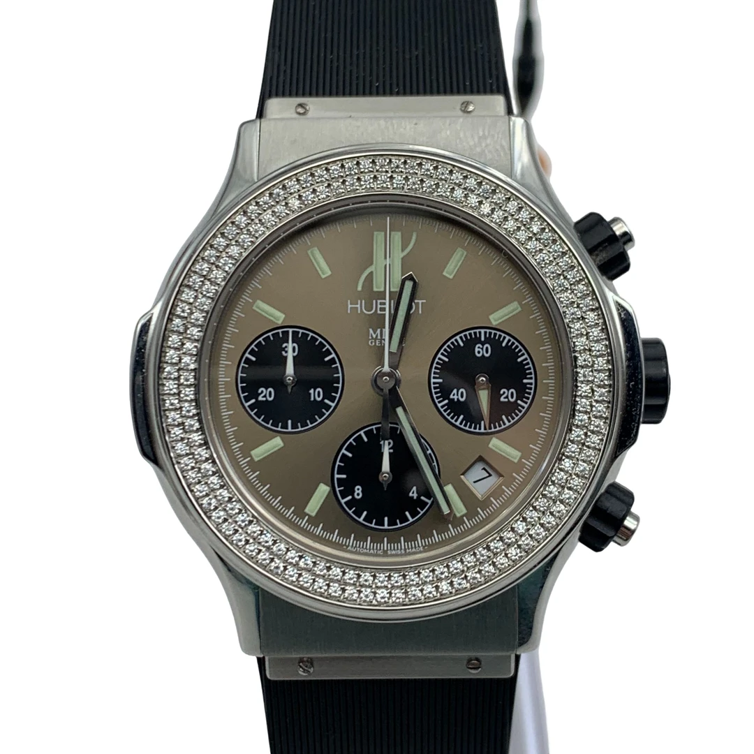 95新 Hublot/宇舶表 宇舶男士系列 机械  后钻 42mm