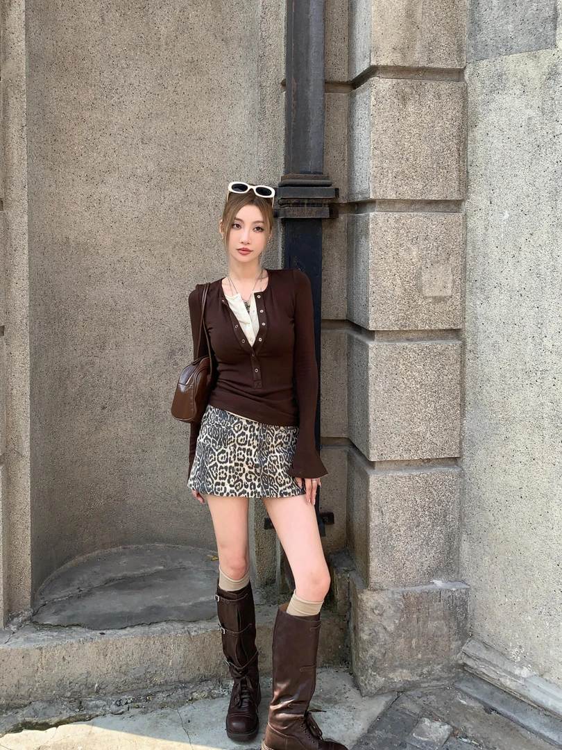 韩系设计假两件长袖T恤气质百搭修身显瘦打底上衣/高腰包臀短裙