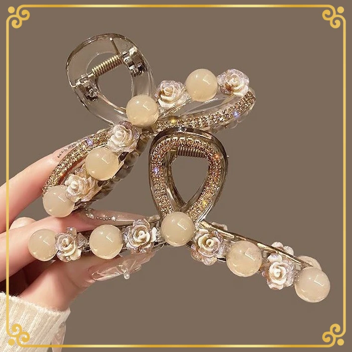 优雅小香风山茶花珠珠抓夹大号发量多女后脑勺高端盘发鲨鱼【悦成】