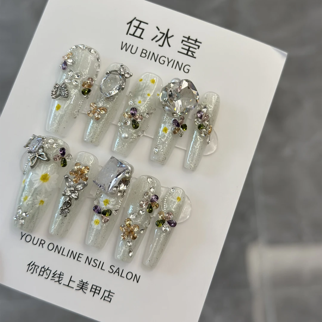 【绒兔星球】假指甲贴片手工成品美甲蝴蝶碎钻花花闪闪孕妇穿戴甲