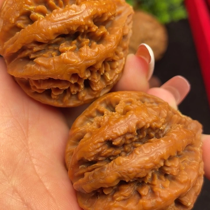 文玩核桃吊坠秦岭山脉核桃